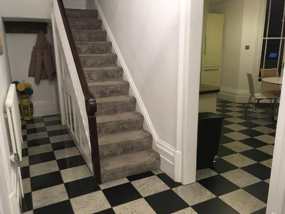 Stunning Large Victorian Maisonette With Sea View Deal Bagian luar foto